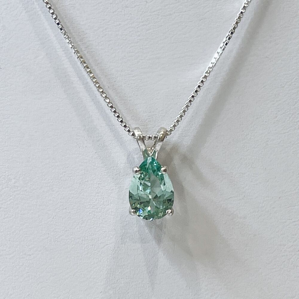 BEAUTIFUL 2ct Sea Foam Green Spinel Necklace in Sterling Silver